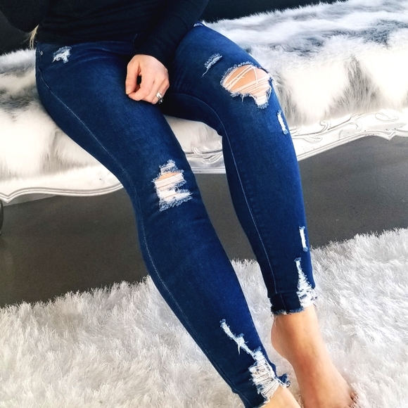 DISTRESSED DENIM JEANS - Picture 9 of 9